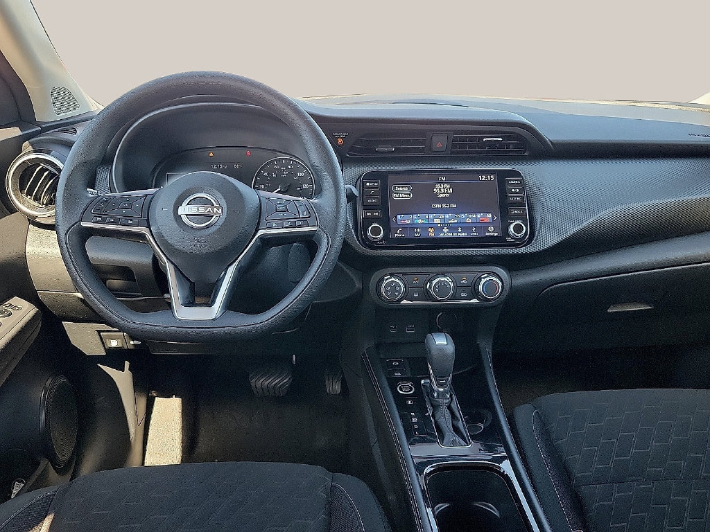 Used 2023 Nissan Kicks SV FWD image 10