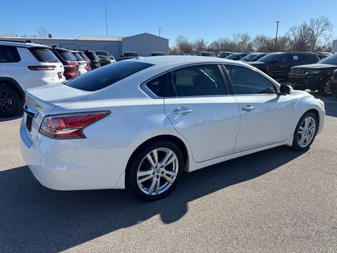 Used 2015 Nissan Altima 3.5 SL image 3