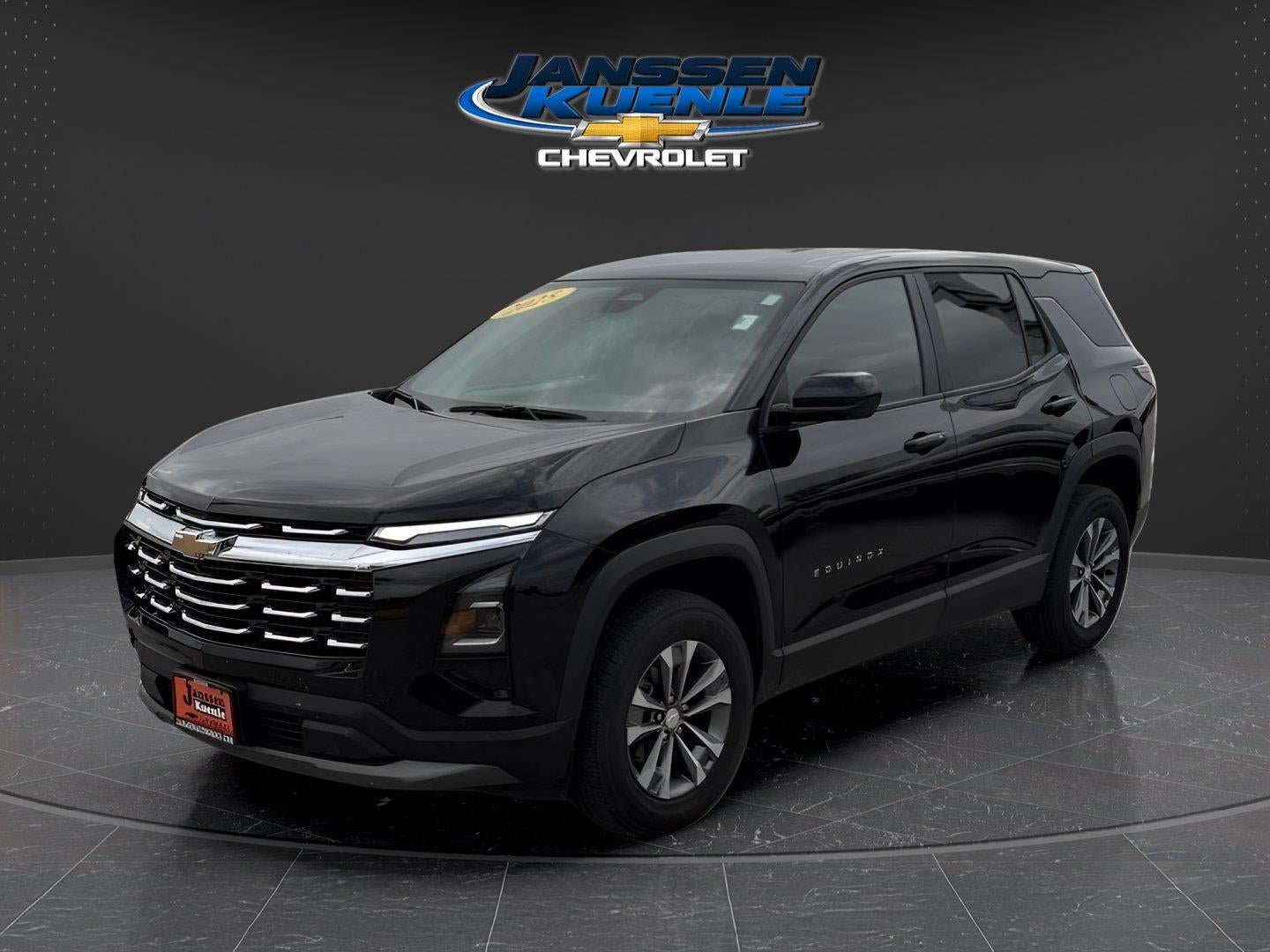 Used 2025 Chevrolet Equinox LT FWD image 1