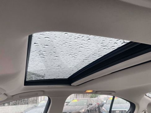 Used 2018 INFINITI Q50 Luxe w/ Essential Package (3.0T Luxe) image 8