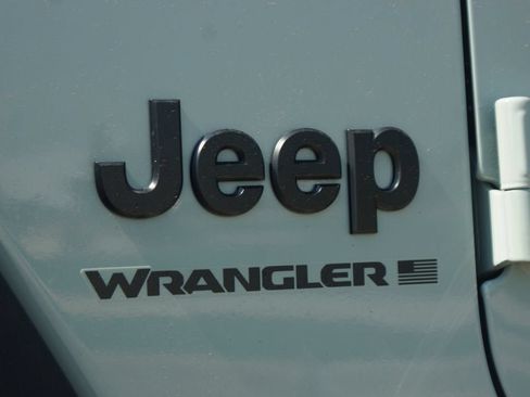 Used 2026 Jeep Wrangler Unlimited Sport AWD/4WD image 18
