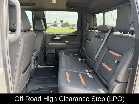 Used 2025 GMC Sierra 1500 AT4 w/ AT4 Premium Package AWD/4WD image 36