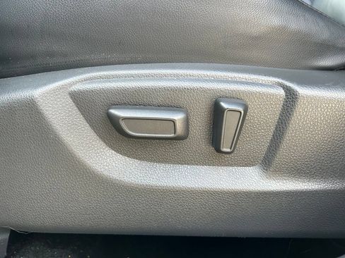 Used 2024 Mitsubishi Eclipse Cross SEL AWD/4WD image 17