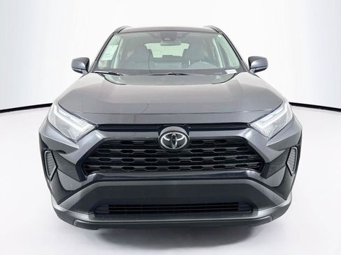 Certified 2025 Toyota RAV4 LE AWD/4WD image 8