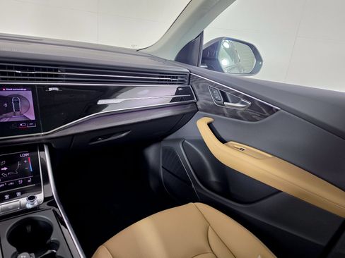 New 2026 Audi Q8 Premium Plus AWD/4WD image 32