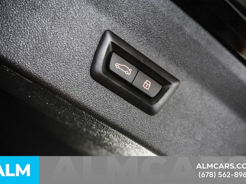 Used 2025 BMW X4 xDrive30i AWD/4WD image 22