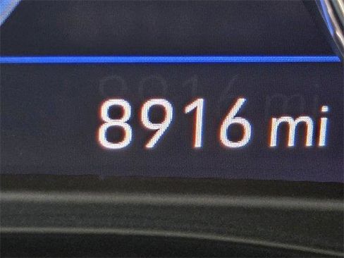 Used 2023 Buick Enclave Premium image 22