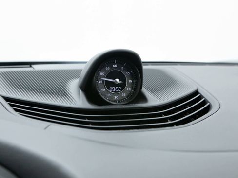 Certified 2020 Porsche Taycan Turbo S image 25