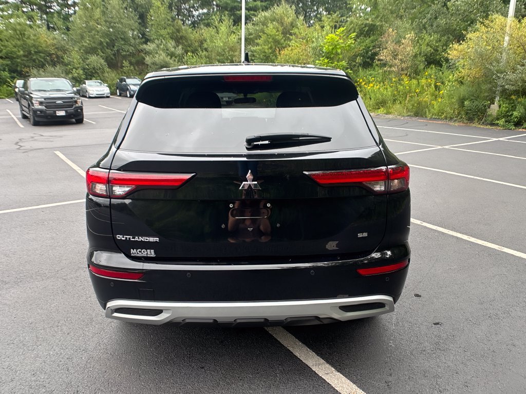 Used 2023 Mitsubishi Outlander SE AWD/4WD image 4