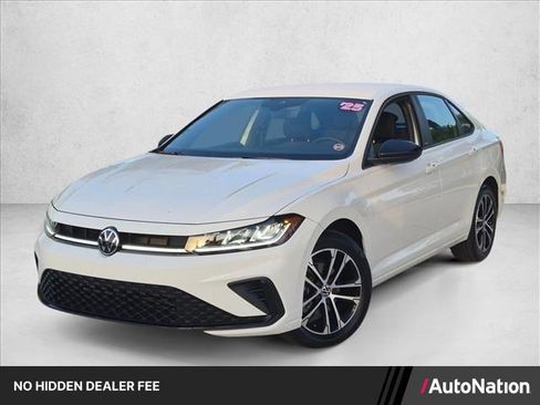 Used 2025 Volkswagen Jetta Sport FWD image 1