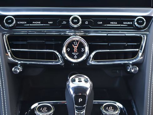 Used 2020 Bentley Flying Spur W12 AWD/4WD image 18