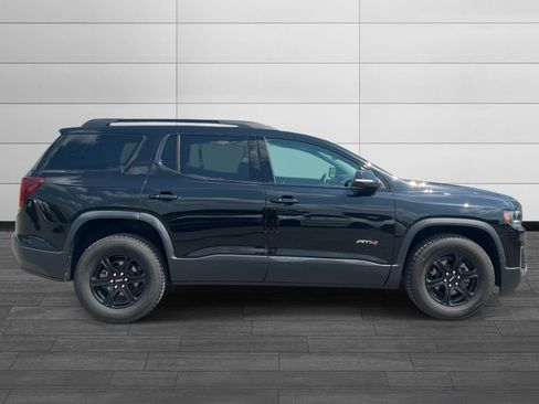 Used 2023 GMC Acadia AT4 w/ Preferred Package AWD/4WD image 2