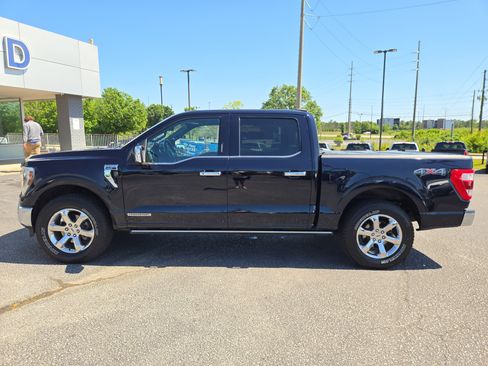 Used 2021 Ford F150 Lariat w/ Equipment Group 502A High AWD/4WD image 11