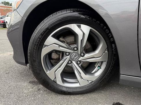 Used 2018 Honda Accord EX-L image 16