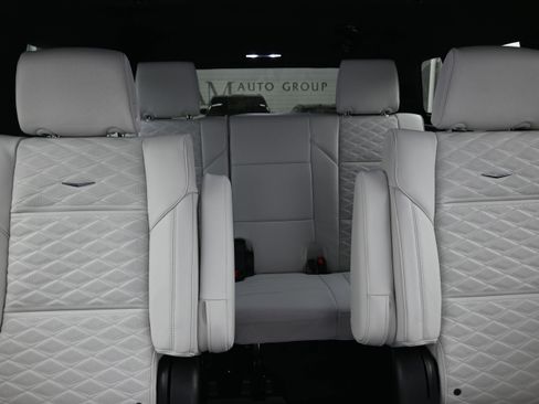 New 2026 Cadillac Escalade ESV Platinum Luxury AWD/4WD image 14