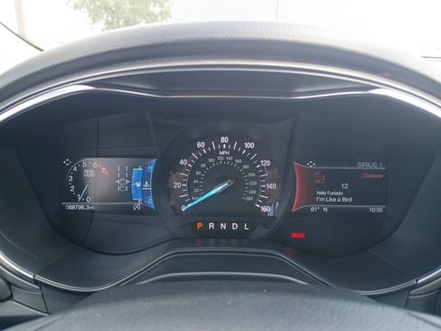 Used 2020 Ford Fusion SE FWD image 18