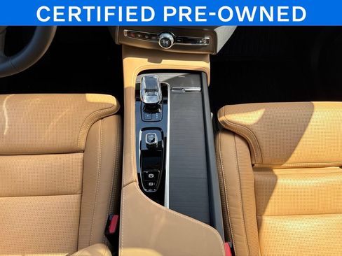 Used 2024 Volvo XC90 T8 Ultimate w/ Lounge Package AWD/4WD image 23