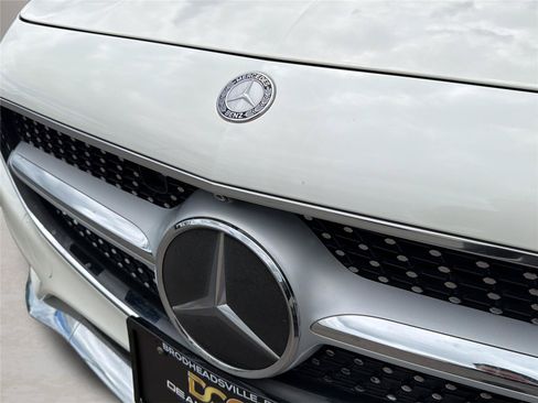 Used 2017 Mercedes-Benz S 550 Cabriolet image 32