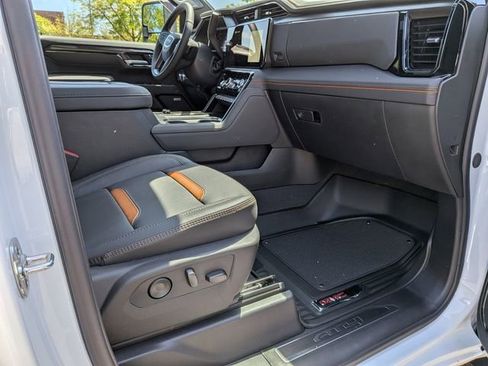 New 2026 GMC Sierra 2500 AT4 w/ AT4 Premium Plus Package AWD/4WD image 25