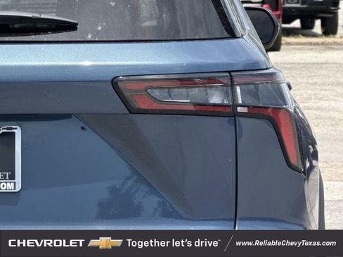 New 2026 Chevrolet Equinox LT w/ Safety and Technology Package FWD image 8