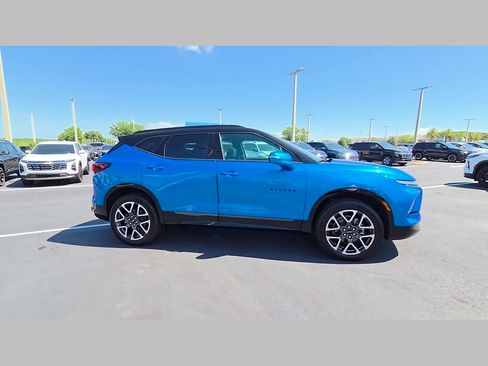 New 2026 Chevrolet Blazer RS w/ Enhanced Convenience Package FWD image 16