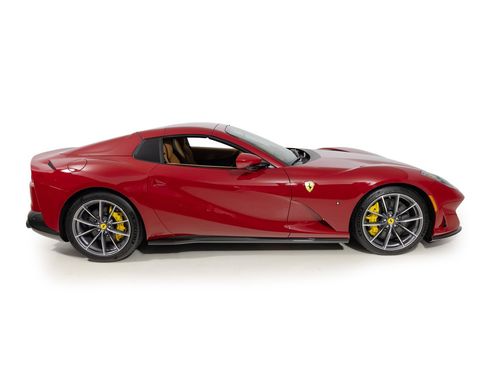 Used 2022 Ferrari 812 GTS RWD image 10