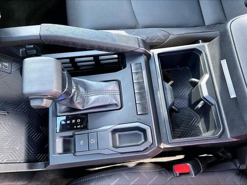 Used 2024 Toyota Tacoma SR image 14