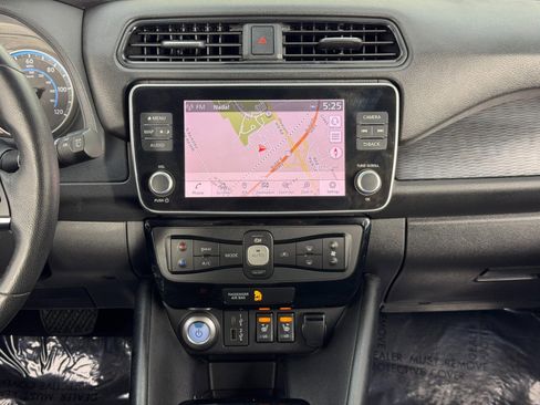 Used 2021 Nissan Leaf SV image 21