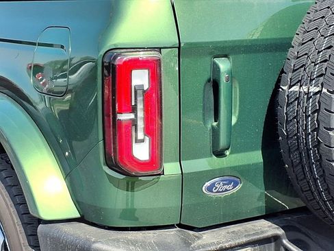 Used 2025 Ford Bronco Outer Banks AWD/4WD image 25