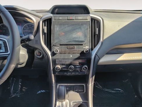 Used 2022 Subaru Ascent Premium w/ Convenience Package AWD/4WD image 11