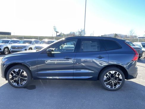 New 2026 Volvo XC60 B5 Plus w/ Protection Package Premier image 4