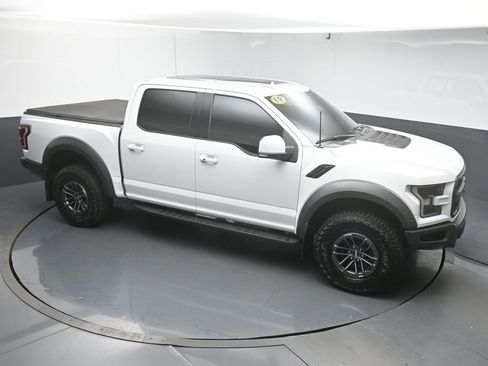 Used 2019 Ford F150 Raptor w/ Equipment Group 802A Luxury AWD/4WD image 40