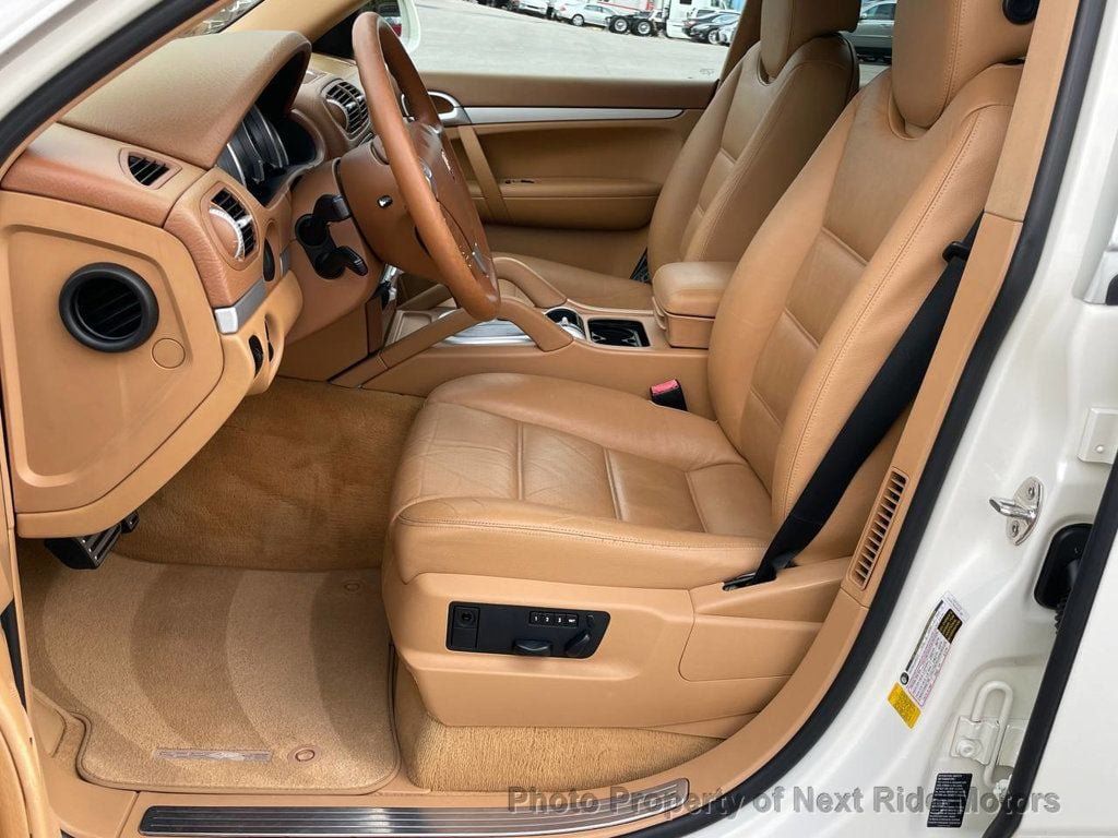 Used 2006 Porsche Cayenne S AWD/4WD image 9