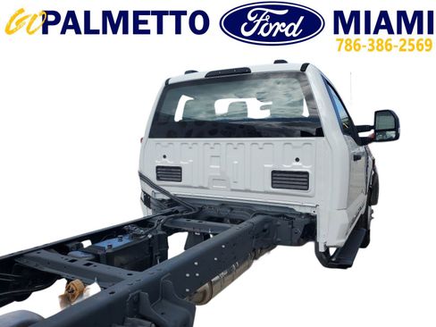 New 2024 Ford F350 XL w/ XL Chrome Package image 6