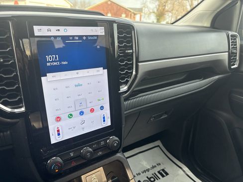 Used 2024 Ford Ranger XLT w/ Trailer Tow Package image 30