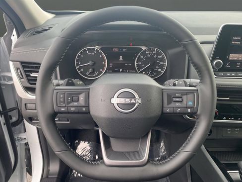 New 2026 Nissan Rogue SV image 17