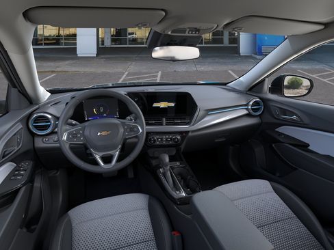 New 2026 Chevrolet Trax LT FWD image 16