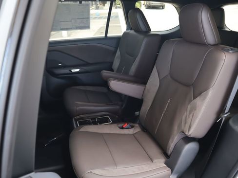 New 2026 Lexus TX 550h AWD Plug-In Hybrid image 33