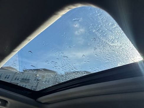 Used 2020 Honda CR-V Touring image 13