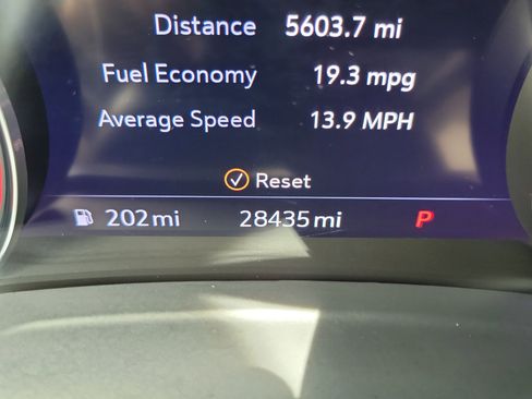 Used 2022 Buick Envision Essence w/ Safety Package image 31