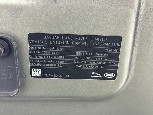 Used 2020 Land Rover Defender 110 First Edition AWD/4WD image 21