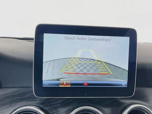 Used 2019 Mercedes-Benz CLA 250 4MATIC image 15