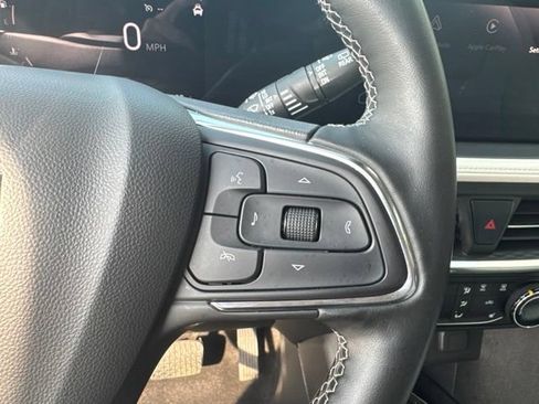 Used 2024 Buick Encore GX Preferred w/ Comfort Package FWD image 12