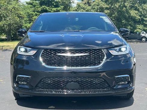 New 2026 Chrysler Pacifica Select FWD image 14