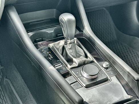 Used 2025 MAZDA MAZDA3 2.5 Turbo Sedan w/Premium Plus image 23