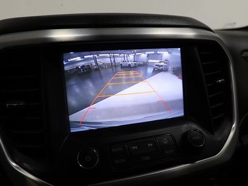 Used 2017 GMC Acadia SLT FWD image 27