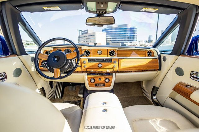 Used 2010 Rolls-Royce Phantom Drophead Coupe RWD image 49