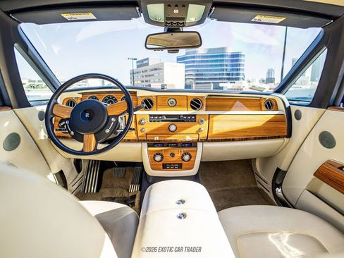 Used 2010 Rolls-Royce Phantom Drophead Coupe RWD image 49