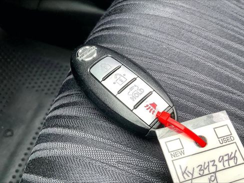 Used 2019 Nissan Sentra SV image 13