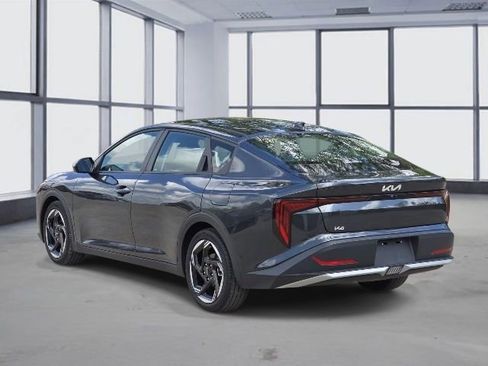Used 2025 Kia K4 EX image 6